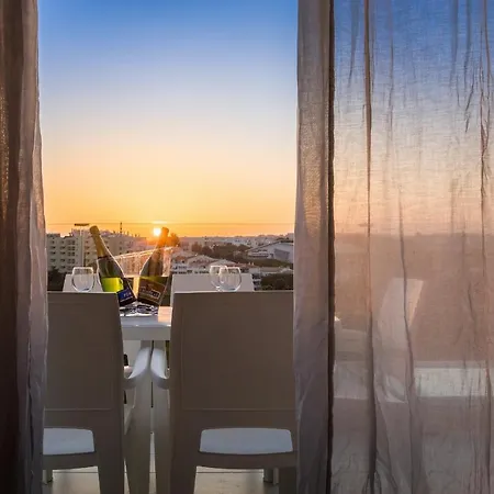 Correeira Luxury Residence T3 G - Albufeira, Pools, Wifi, Bbq, Beach شقة البوفيرا