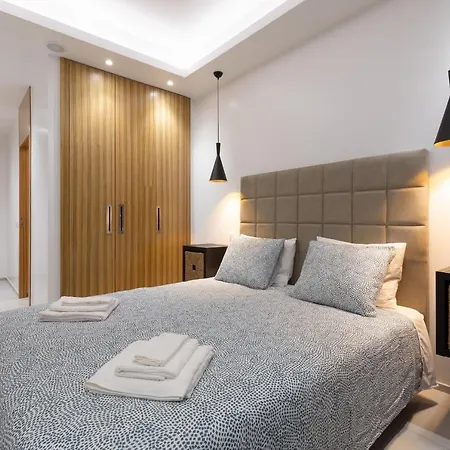 Correeira Luxury Residence T3 G - Albufeira, Pools, Wifi, Bbq, Beach شقة
